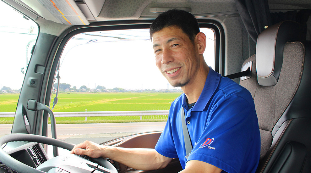 大型トレーラードライバー